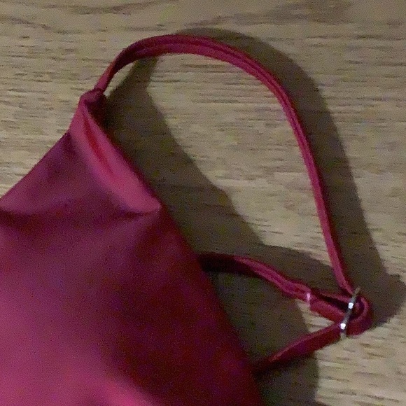 Bikini top wine color triangle shaped size Med sophisticated & sexy 💄🥀 - Picture 4 of 7